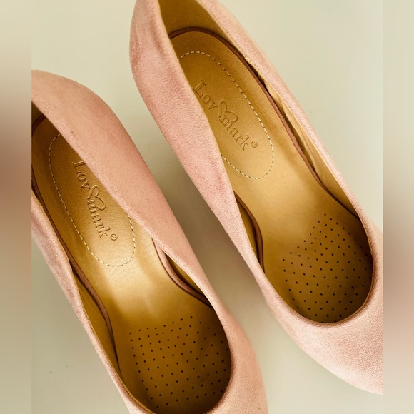 “Lov🤍Mark” Dusty Rose Suede Pumps NWOT - Picture 7 of 8
